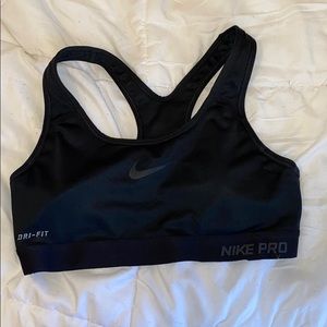 Nike Dri-Fir Sports Bra size Small! Black